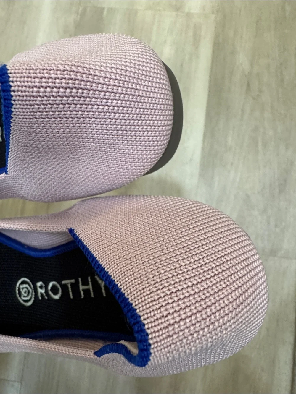 Rothy’s The Point Pointed Toe Flats — Lilac w/ Blue Trim size 9